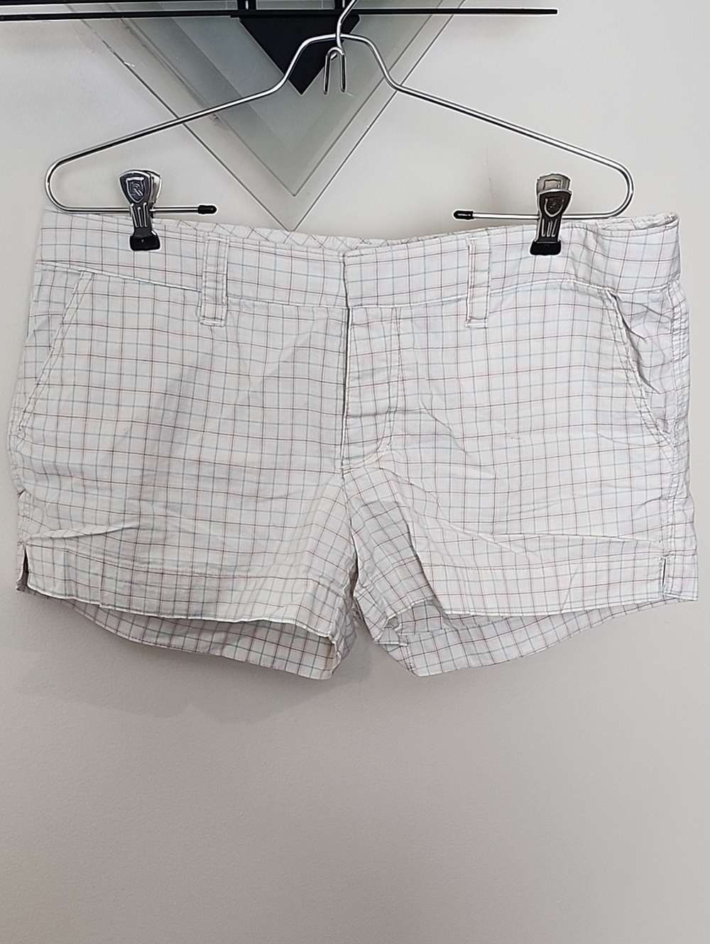 American Eagle Y2K White, Pink, And Blue Plaid Shorts